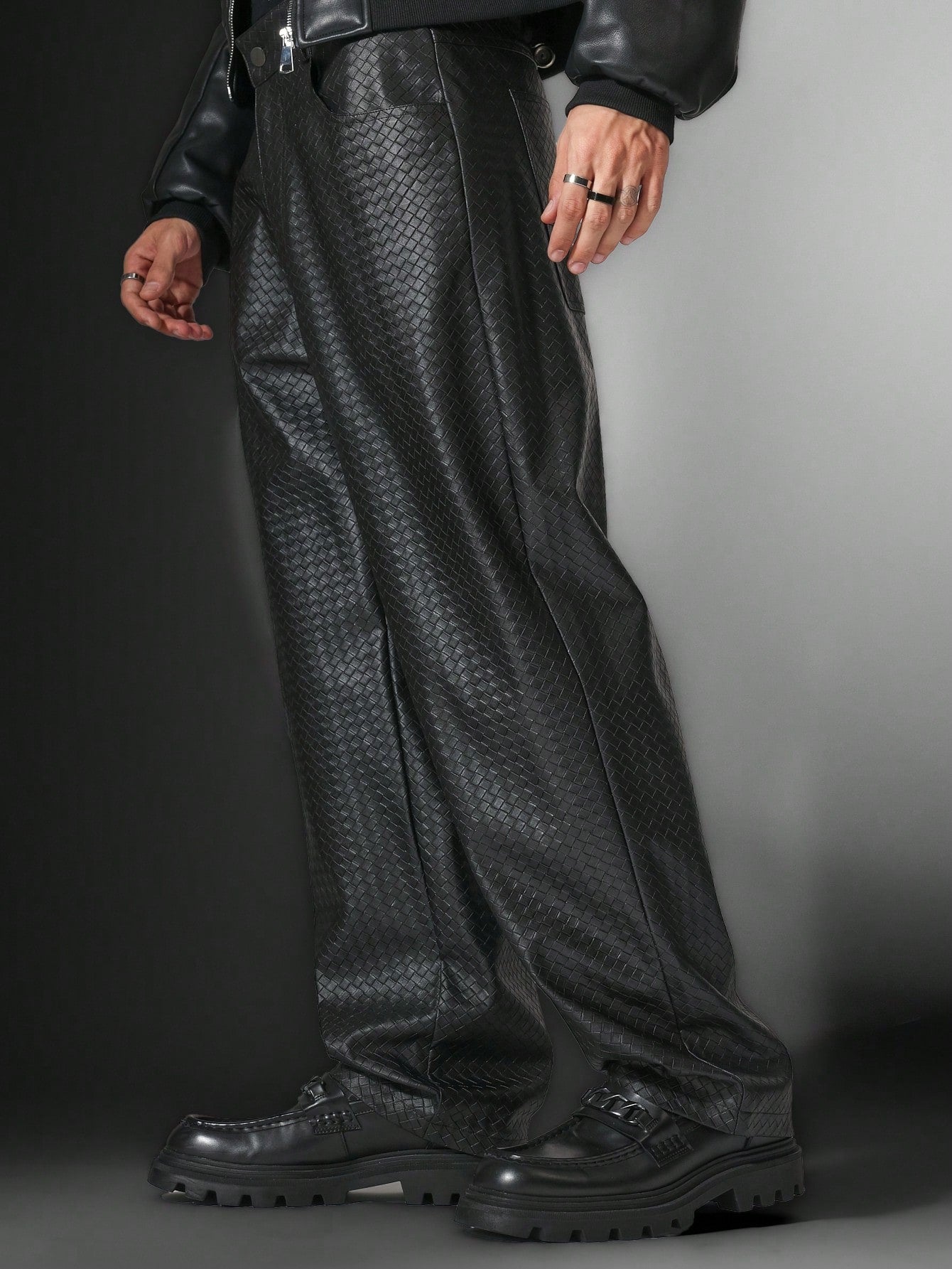 SUMWON Weave Skater Fit Pant